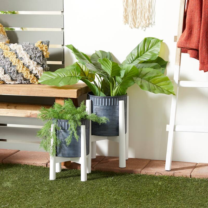 Iron Coastal Planter (Set of 2) - 10 x 10 x 18 - Black