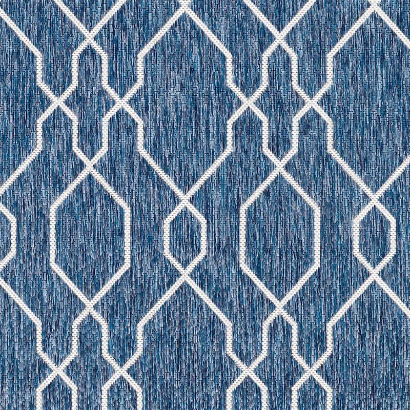 Livabliss Maurizio Indoor/ Outdoor Trellis Area Rug
