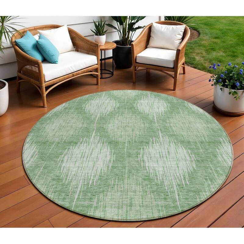 HomeRoots Ikat Transitional Rectangle Outdoor Rug - 8' Round