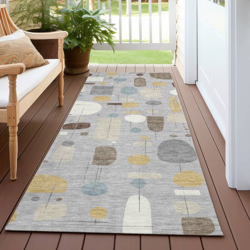 Machine Washable Indoor/ Outdoor Contemporary Fun Chantille Rug - Silver - 2'3" x 7'6"