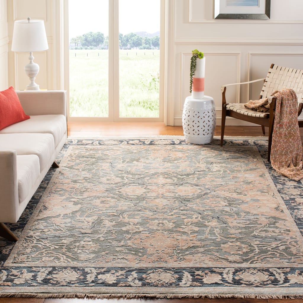 SAFAVIEH Couture Hand-knotted Sultanabad Angela Wool Rug with Fringe