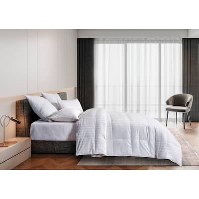 Hotel Grand Oversized 500 Thread Count White Goose Down Comforter