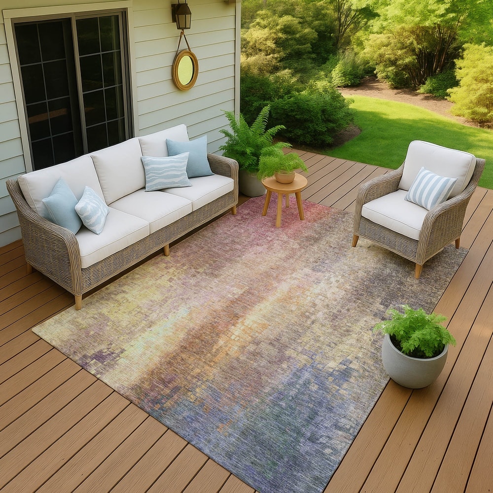 Machine Washable Indoor/ Outdoor Abstract Ombre Chantille Rug