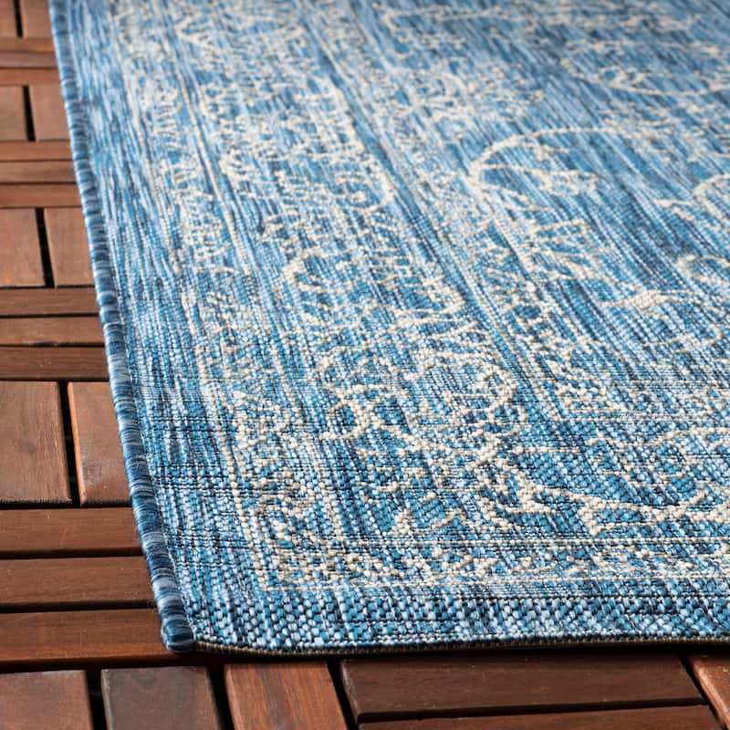 SAFAVIEH Courtyard Hasina Indoor /Outdoor Waterproof Patio Backyard Rug