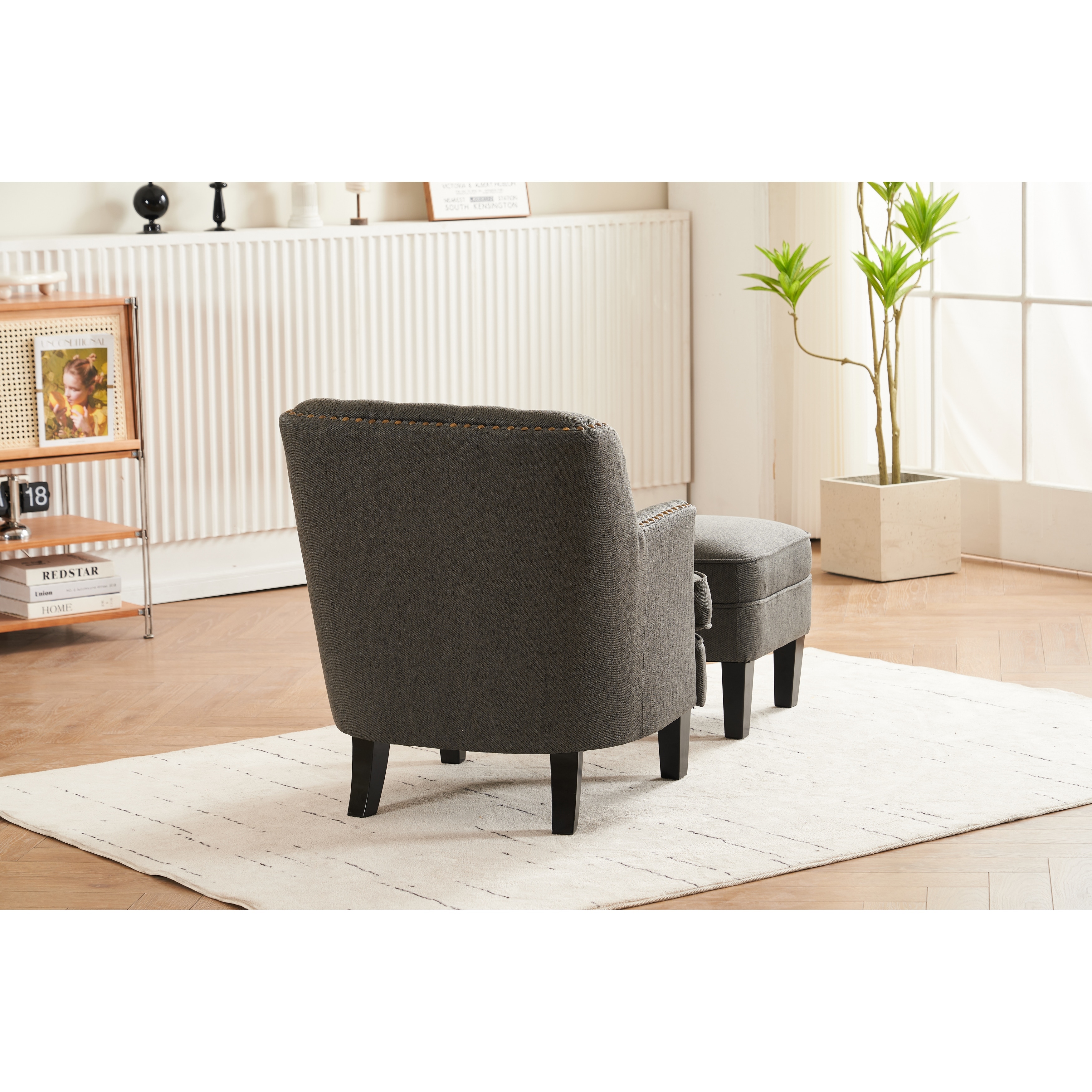 Tufted accent chair discount and nailhead ottoman