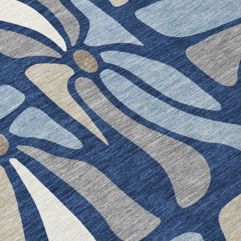 Machine Washable Indoor/ Outdoor Modern Gilcrest Chantille Rug