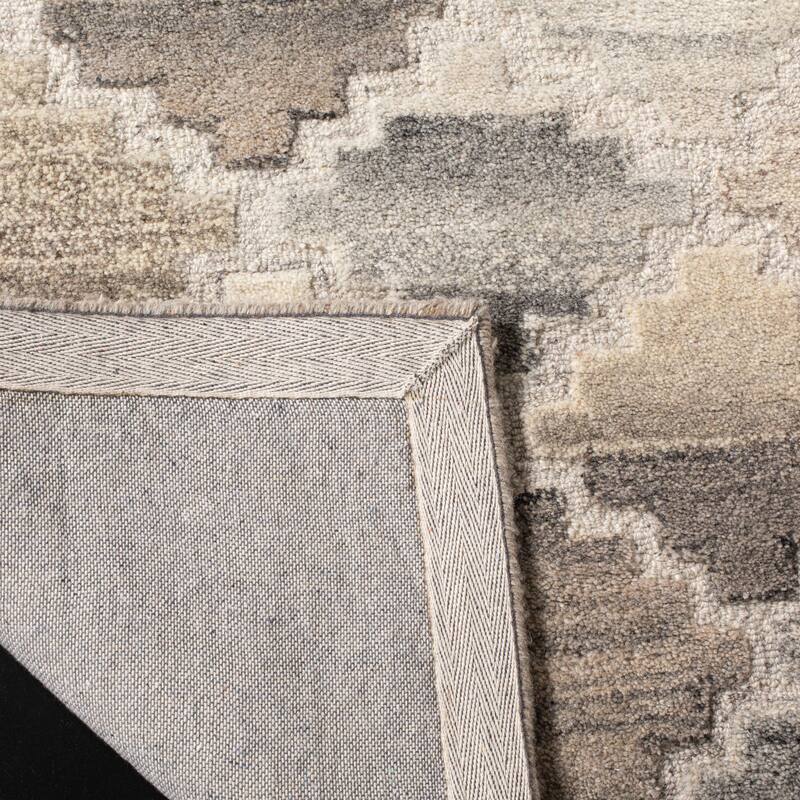 SAFAVIEH Handmade Wyndham Danila & Contemporary Geometric Wool Rug