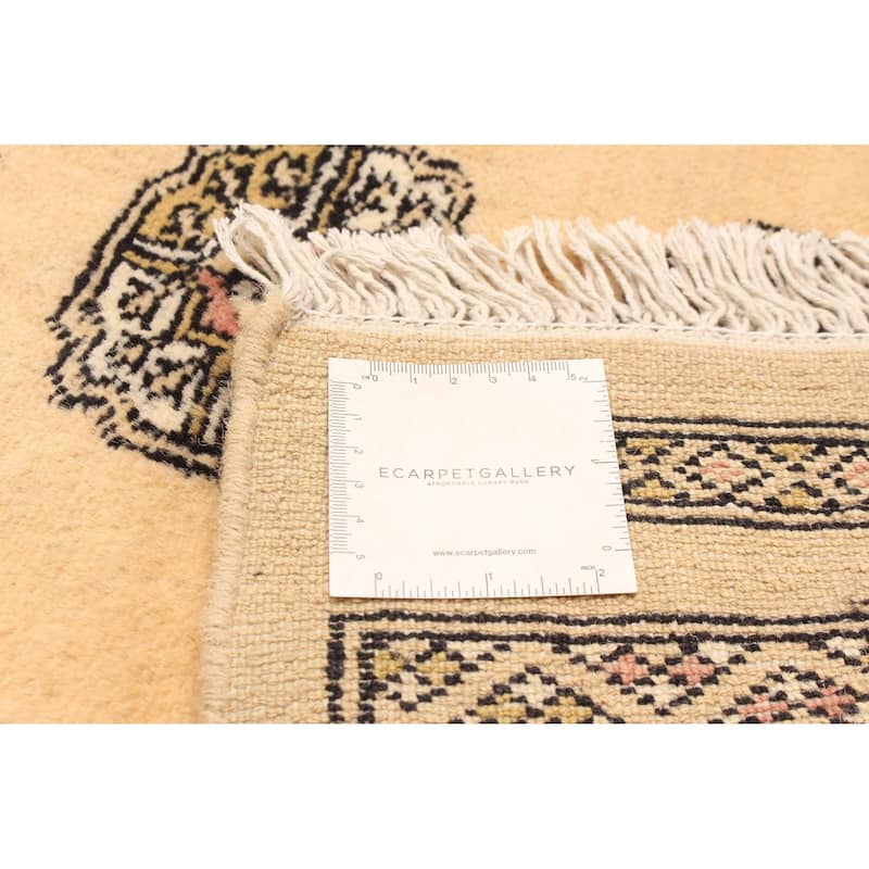 ECARPETGALLERY Hand-knotted Finest Peshawar Bokhara Beige Wool Rug - 4'0 x 6'1