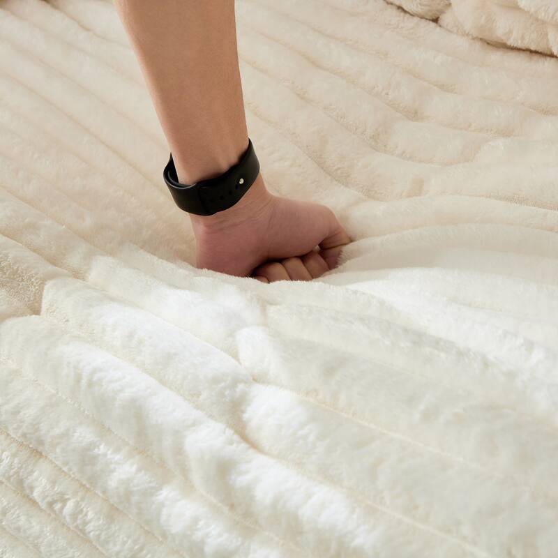 GDFStudio - Plush Corduroy 3-Seater 82.7" Deep Seat Upholstered Sofa