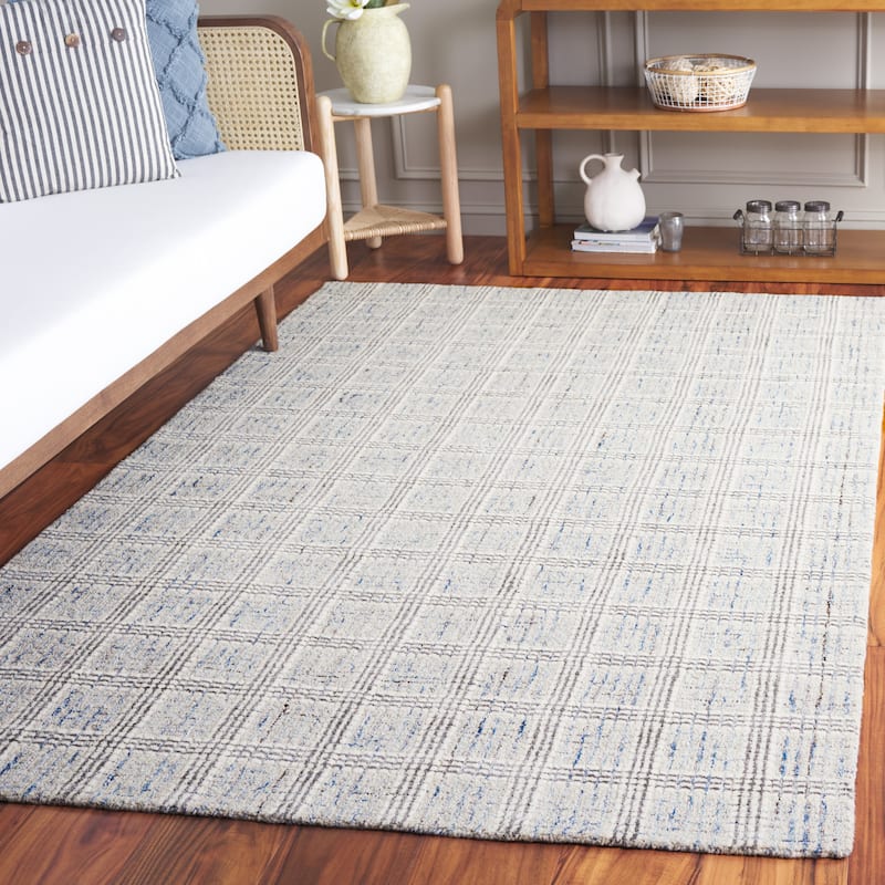 SAFAVIEH Handmade Ebony Judit Modern & Contemporary Wool Rug - 4' x 6' - Blue/Grey