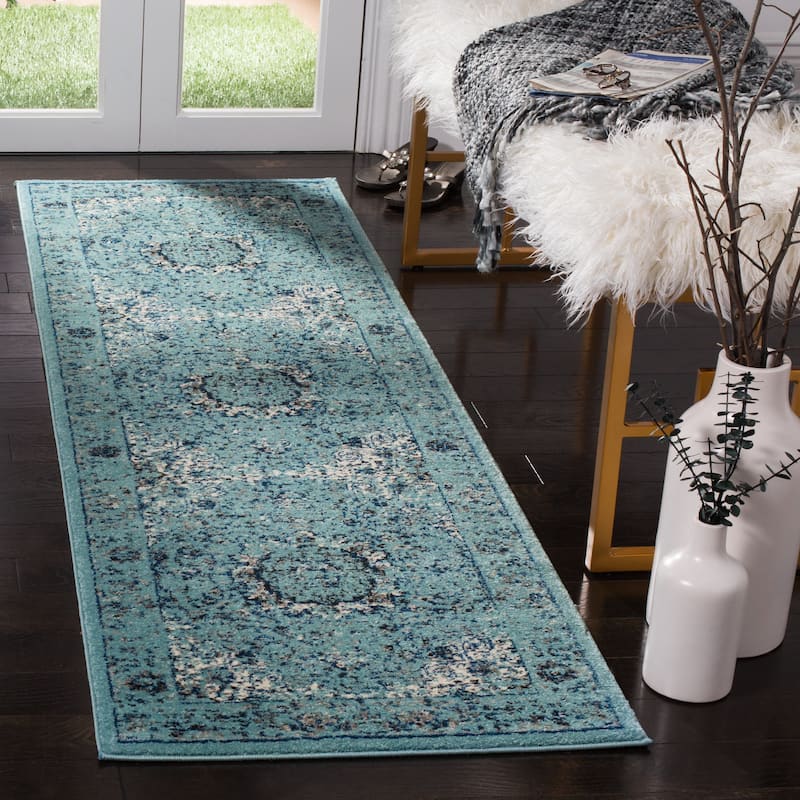 SAFAVIEH Evoke Annabel Vintage Shabby Chic Oriental Rug
