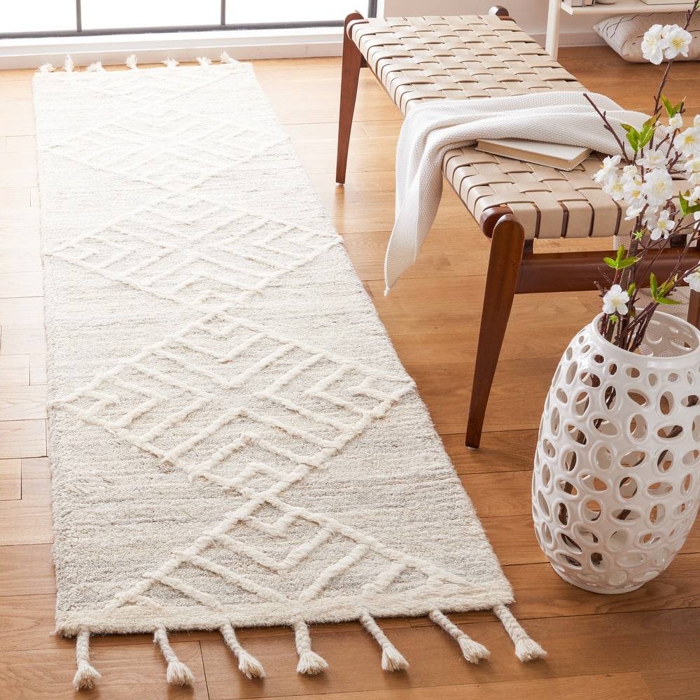 SAFAVIEH Handmade Casablanca Nest Boho Wool Rug - 5'
