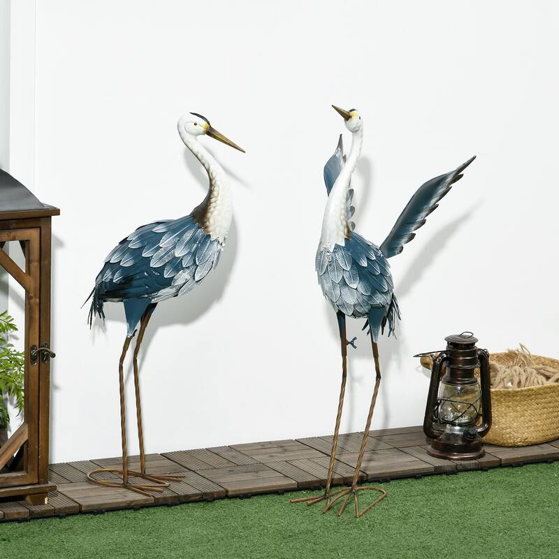 Outsunny Heron Garden Statues, 29" & 27.5" Standing Bird Sculptures, Metal Yard Art Decor for Lawn, Patio, Backyard