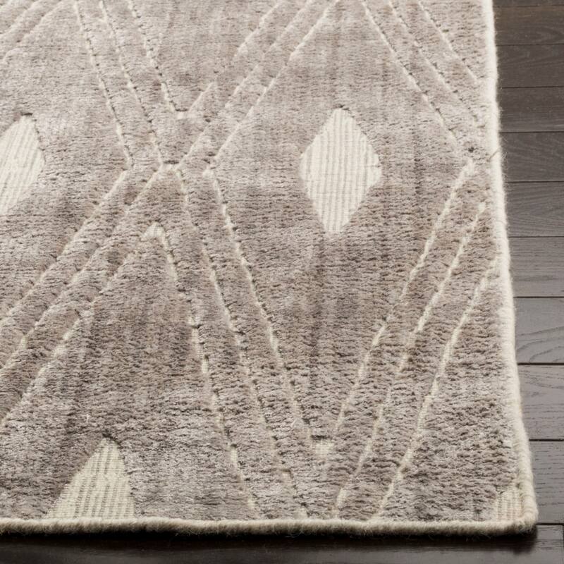 SAFAVIEH Handmade Mirage Besa Modern Abstract Viscose Rug