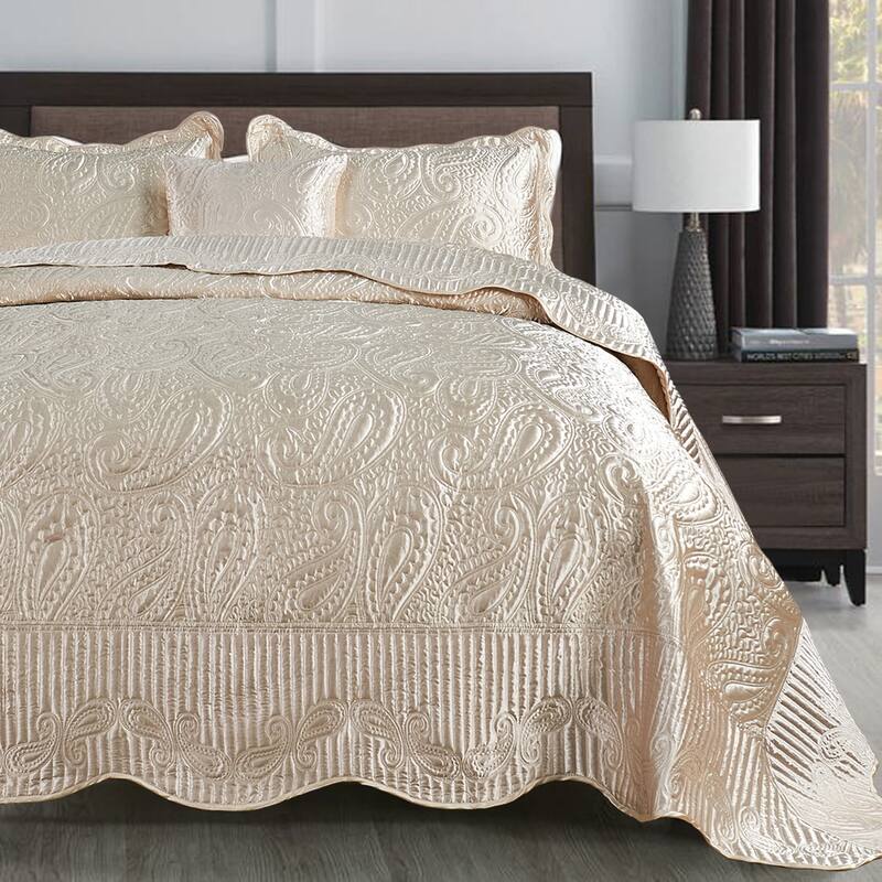 Serenta Quilted Satin 4-piece Bedspread Set