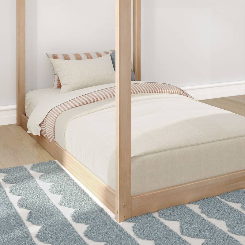 Max and Lily Classic Twin Floor House Bed