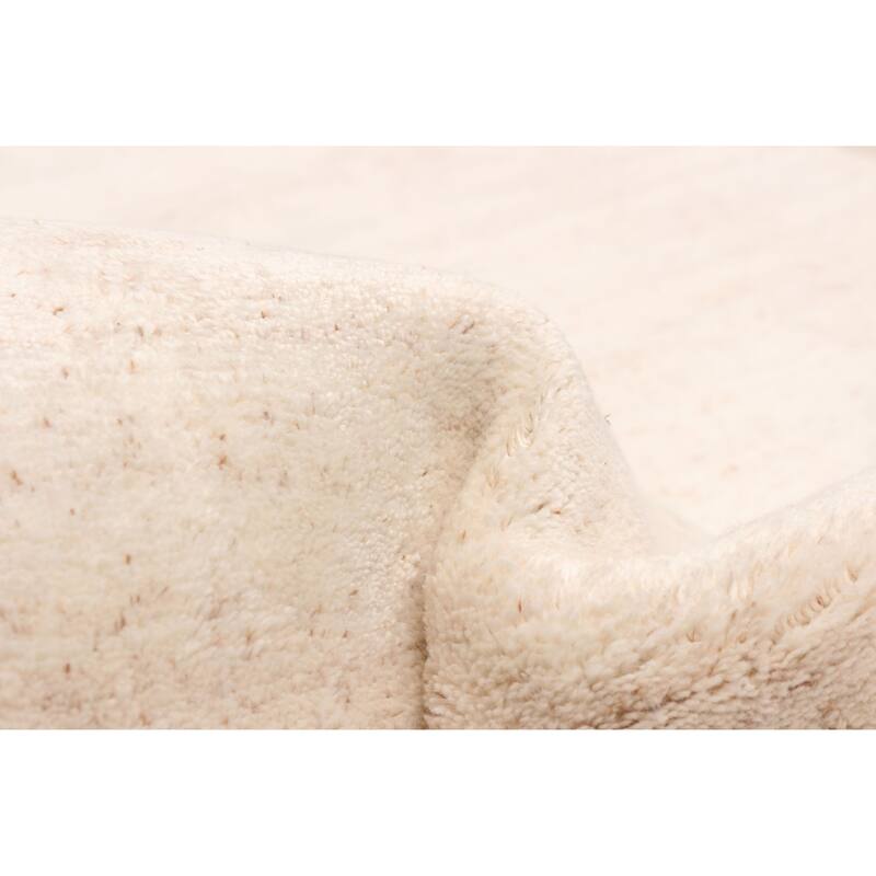 ECARPETGALLERY Hand-knotted Kashkuli Gabbeh Ivory Wool Rug - 2'7 x 10'0