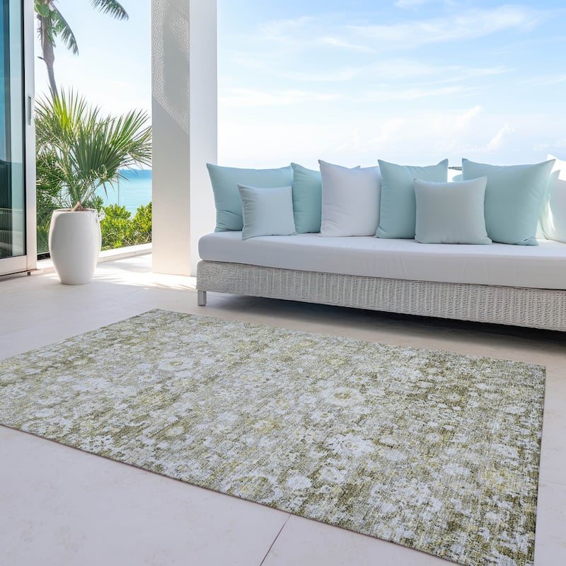 Machine Washable Indoor/ Outdoor Chantille Traditional Vintage Floral Rug