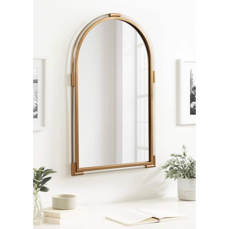 Kate and Laurel Arceo Arched Wall Mirror