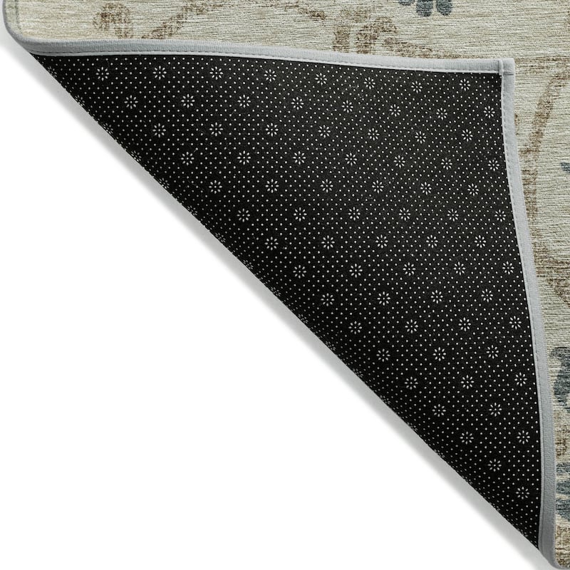 Machine Washable Indoor/ Outdoor Chantille Floral Scroll Rug