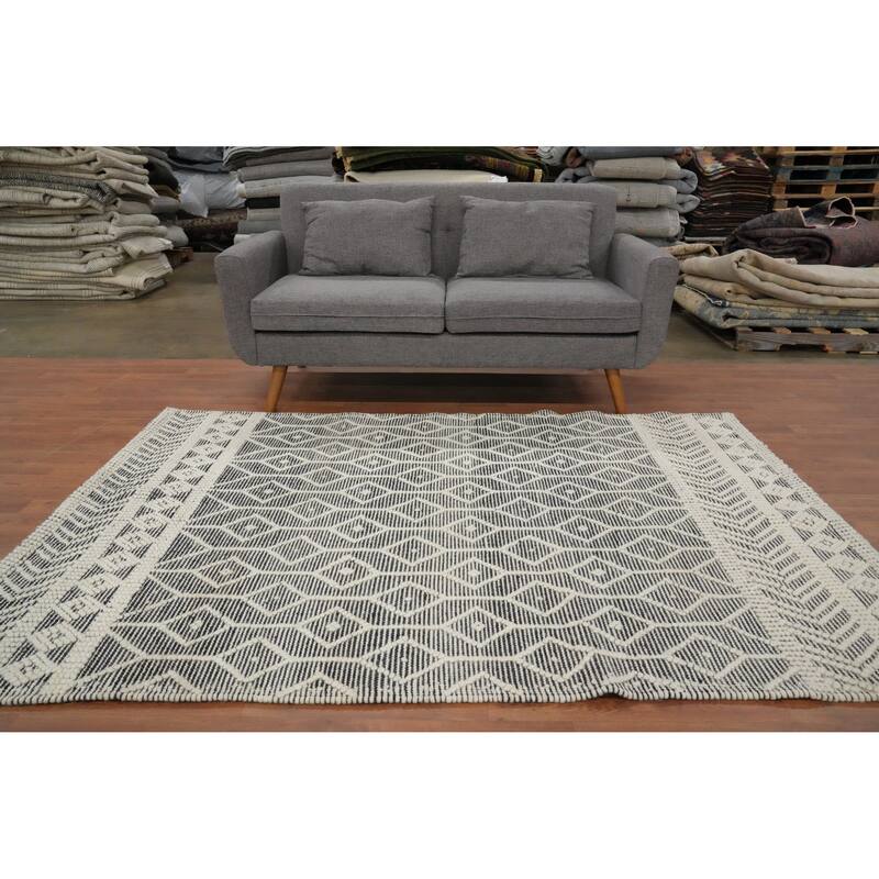 Hand Knotted Oriental 100% Wool Carpet Modern Geometric Beige & Ivories Modern Gotti Design Area Rug - 7' 2'' X 5' 0''