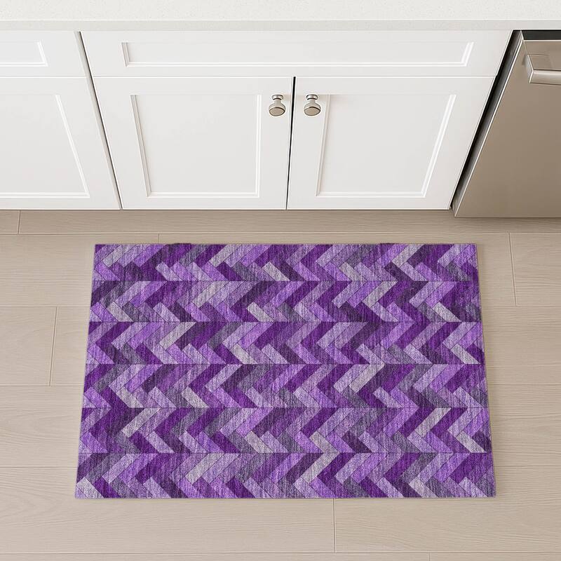 Machine Washable Indoor/ Outdoor Modern Chevron Chantille Rug