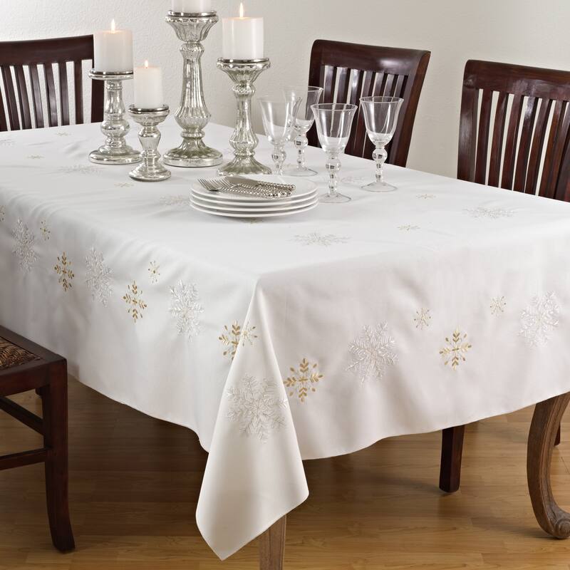 Elegant Tablecloth With Snowflake Design - 70"x104" - Ivory