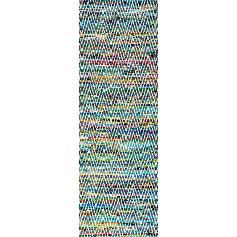 Nuloom Rochell Hand Woven Chevron Area Rug