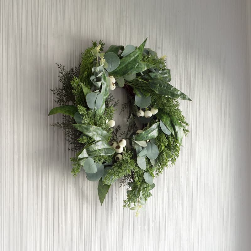 Pure Garden 20-Inch Artificial Eucalyptus Wreath