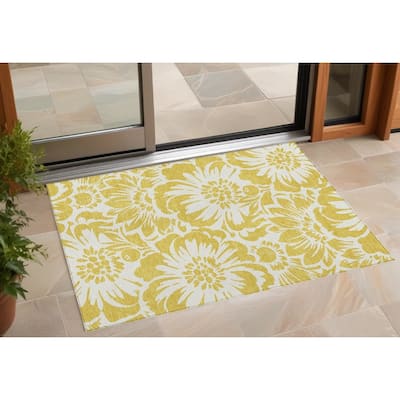 Allune Lush Floral Weather Resistant Blended Style Outdoor Rug