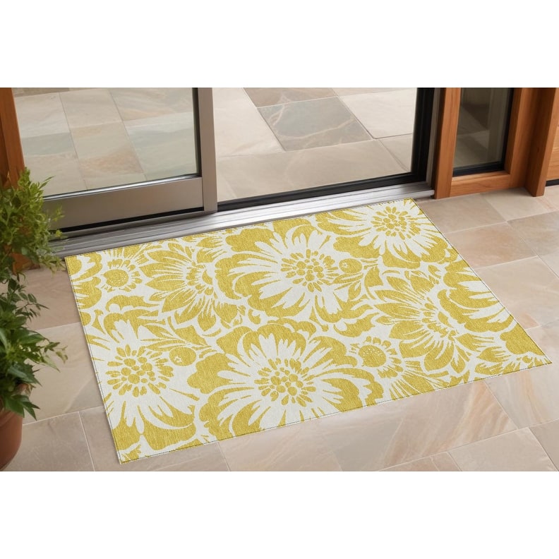 Allune Lush Floral Weather Resistant Blended Style Outdoor Rug