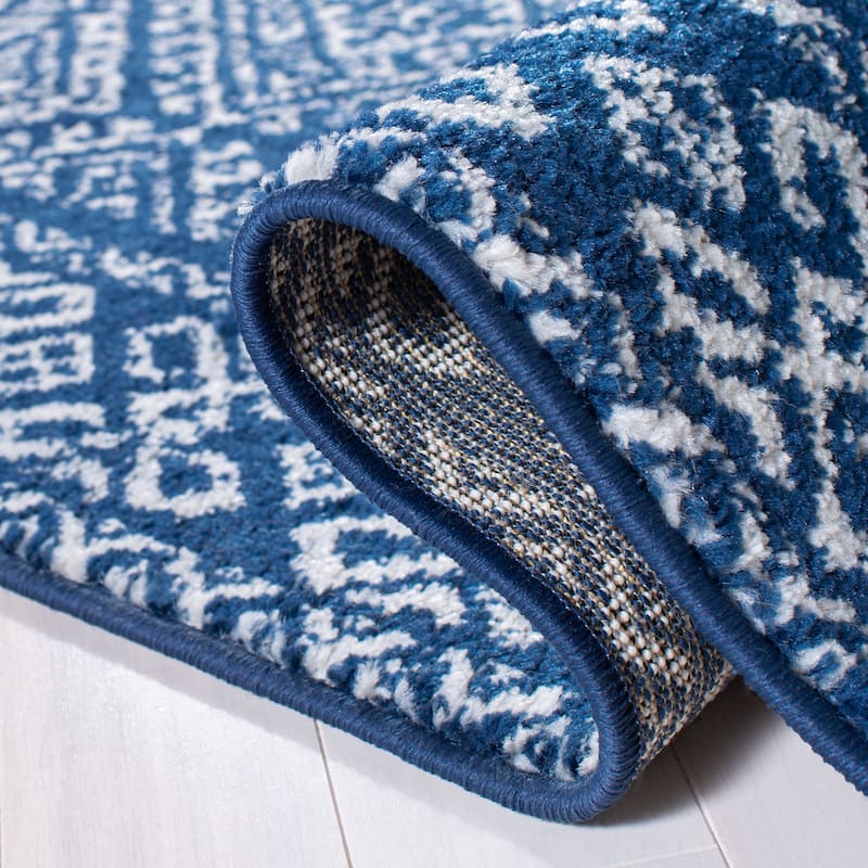SAFAVIEH Tulum Yolonda Rustic Moroccan Boho Rug