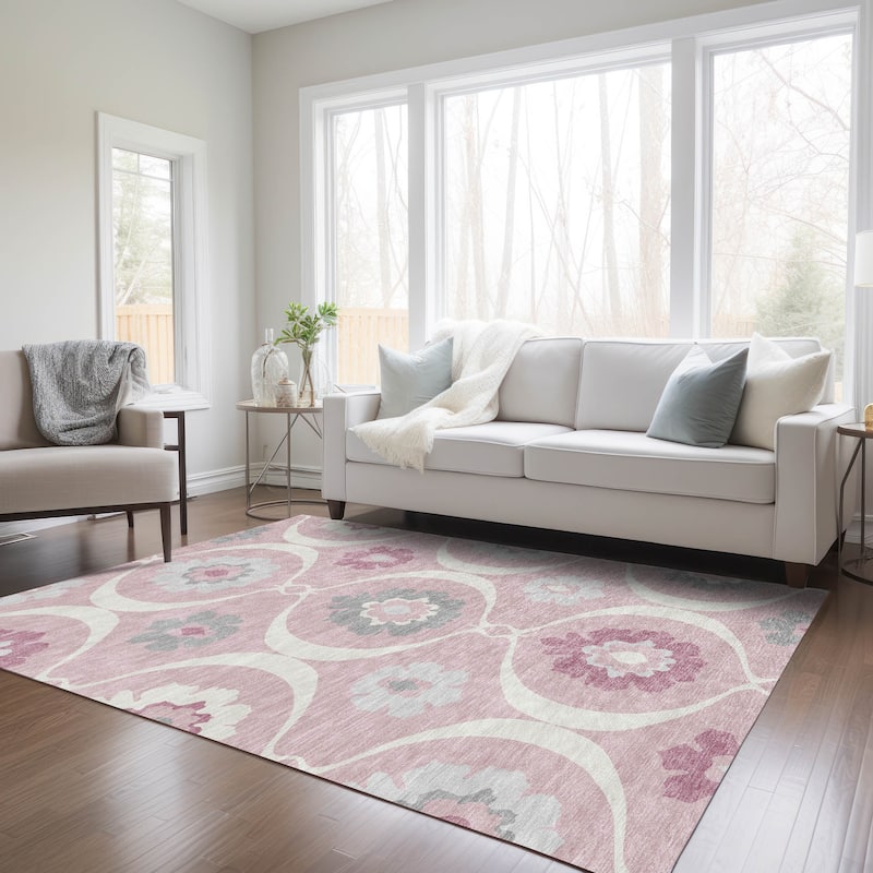 Machine Washable Indoor/ Outdoor Chantille Floral Geo Rug