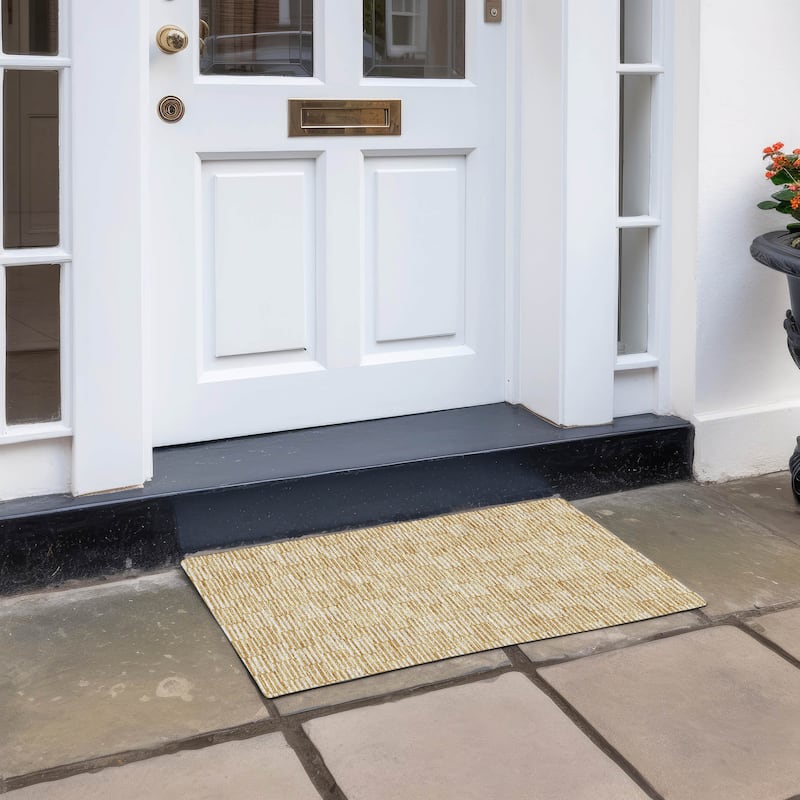 Machine Washable Indoor/ Outdoor Chantille Stripe Blocks Rug - Gold - 1'8" x 2'6"