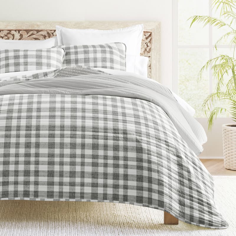 Becky Cameron All Season 3 Piece Reversible Patterned Quilt Set