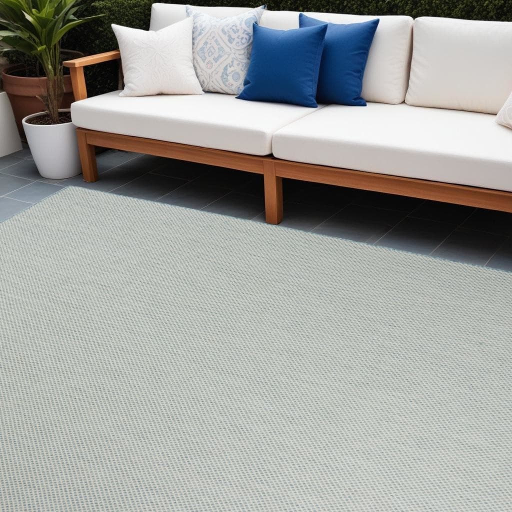 HomeRoots Contemporary Rectangle Outdoor Rug - 7' X 10'