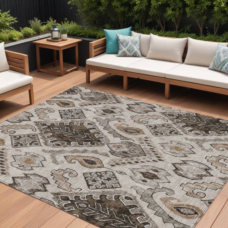 HomeRoots Moroccan Transitional Rectangle Outdoor Rug - 9' X 12'