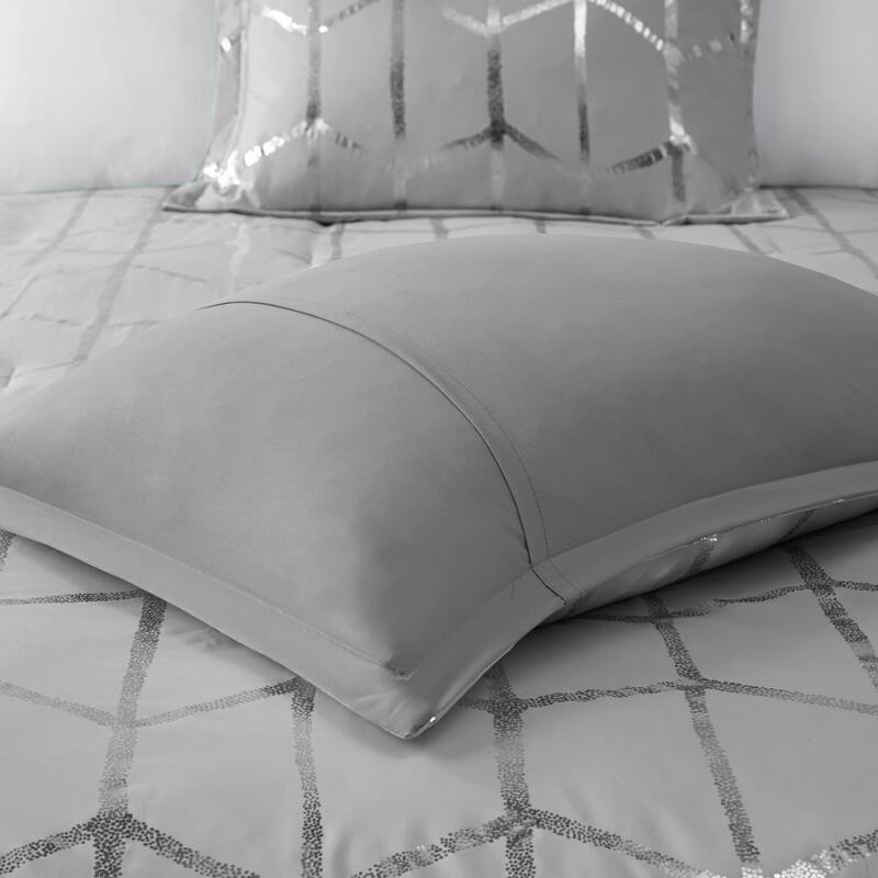 Intelligent Design Khloe 5-pc. Metallic Printed Comforter Set