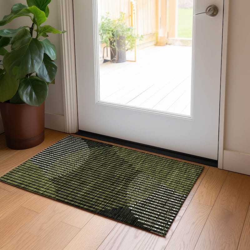 Machine Washable Indoor/ Outdoor Abstract Stripe Chantille Rug