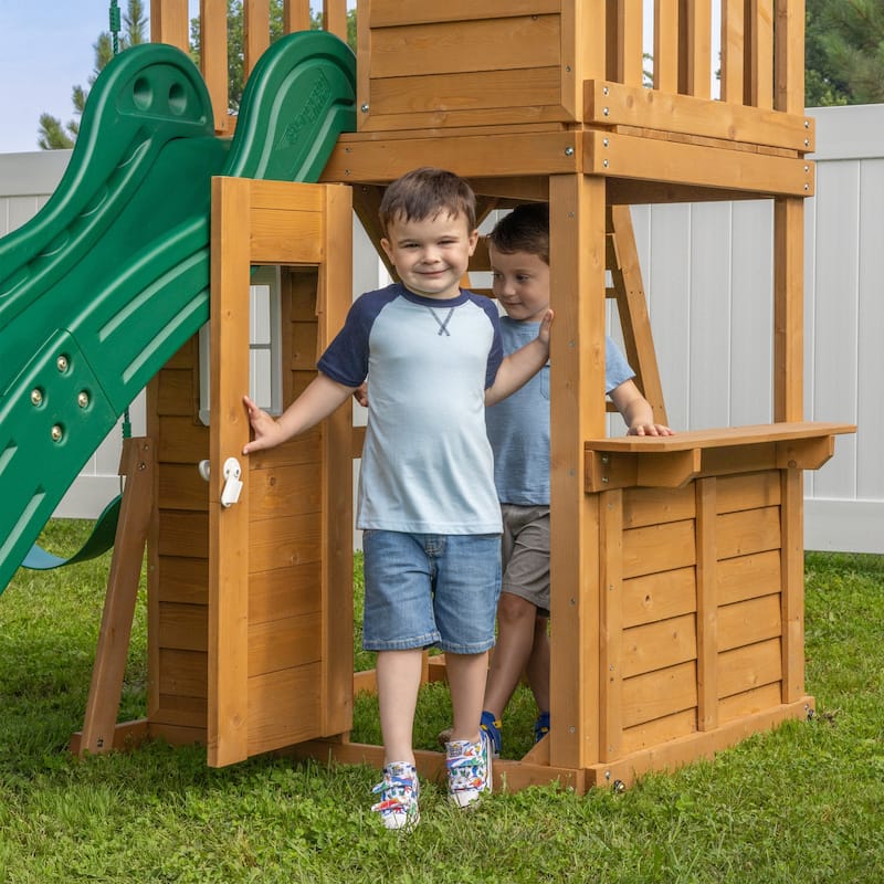Backyard Discovery Fall River Nordic Spruce Swing Set, Clubhouse