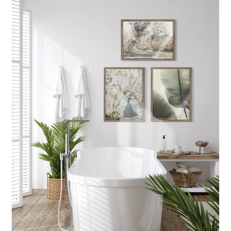 Kate and Laurel Blake Vintage Palm Framed Printed Glass by Alicia Abla