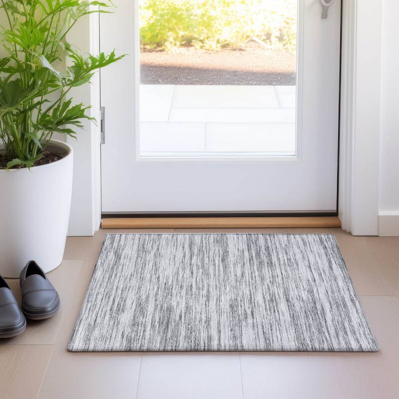 Machine Washable Indoor/ Outdoor Casual Ombre Chantille Rug