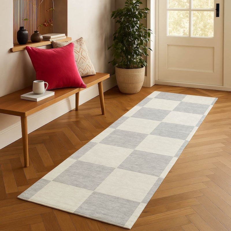 Machine Washable Indoor/ Outdoor Modern Checker Chantille Rug