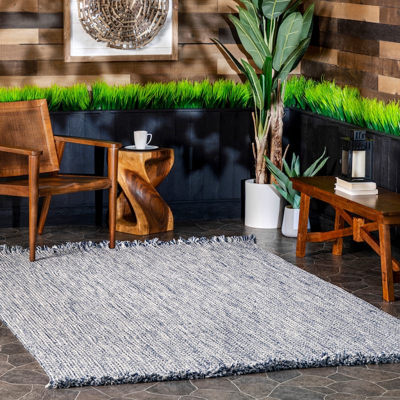 Nuloom Braided Courtney Tassel Indoor/Outdoor Area Rug
