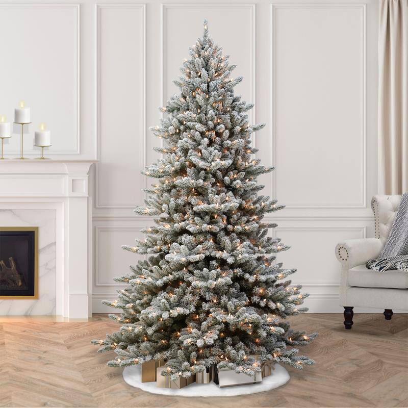 Puleo International 7.5 ft. Pre-lit Flocked Royal Majestic Fraser Fir Artificial Christmas Tree - Green