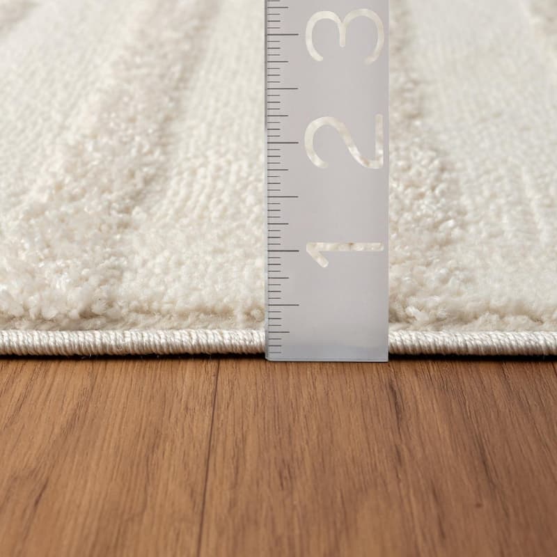 Luxe Weavers Modern Geometric Area Rug