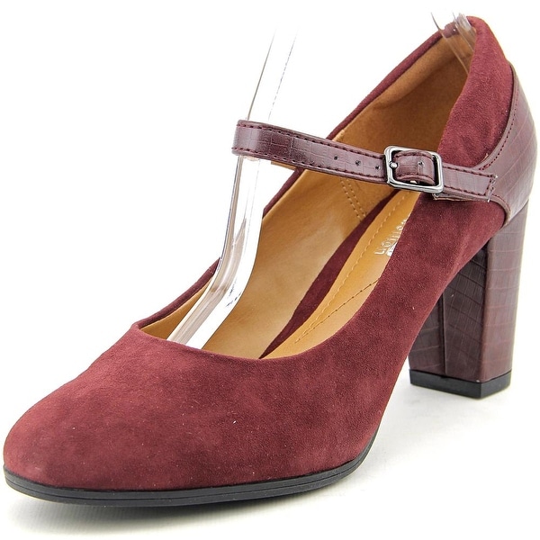 burgundy mary jane pumps