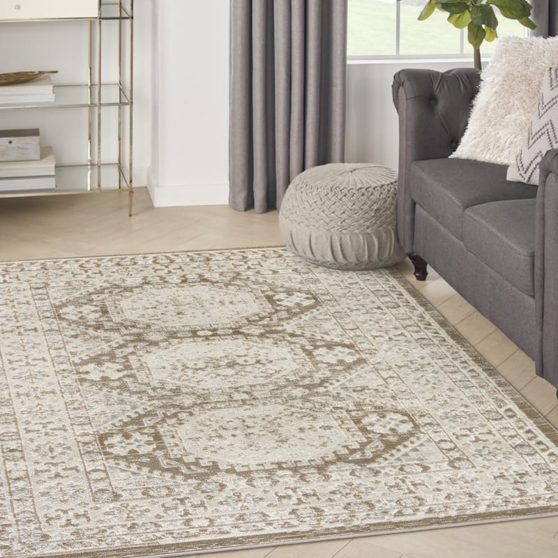 Fijoq Distressed Geometric Area Rug By HomeRoots - 4' x 6'