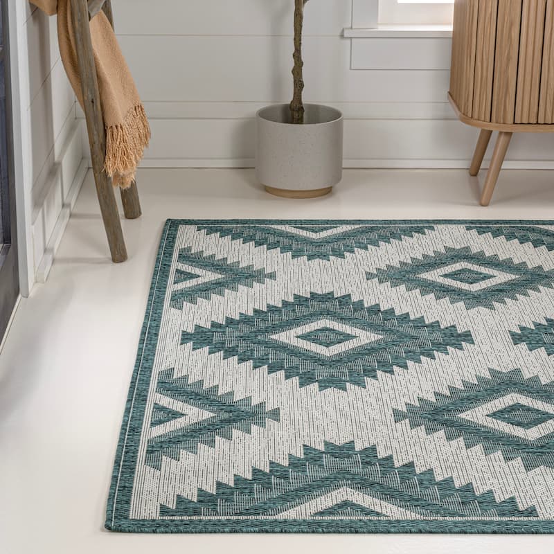 JONATHAN Y Aimee Geometric Moroccan Diamond Black/Cream Indoor/Outdoor Area Rug