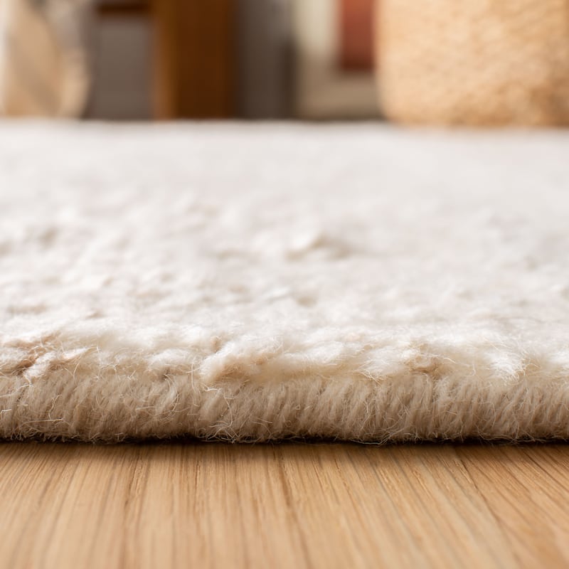 SAFAVIEH Handmade Casablanca Shag Tribal Grey Wool Rug